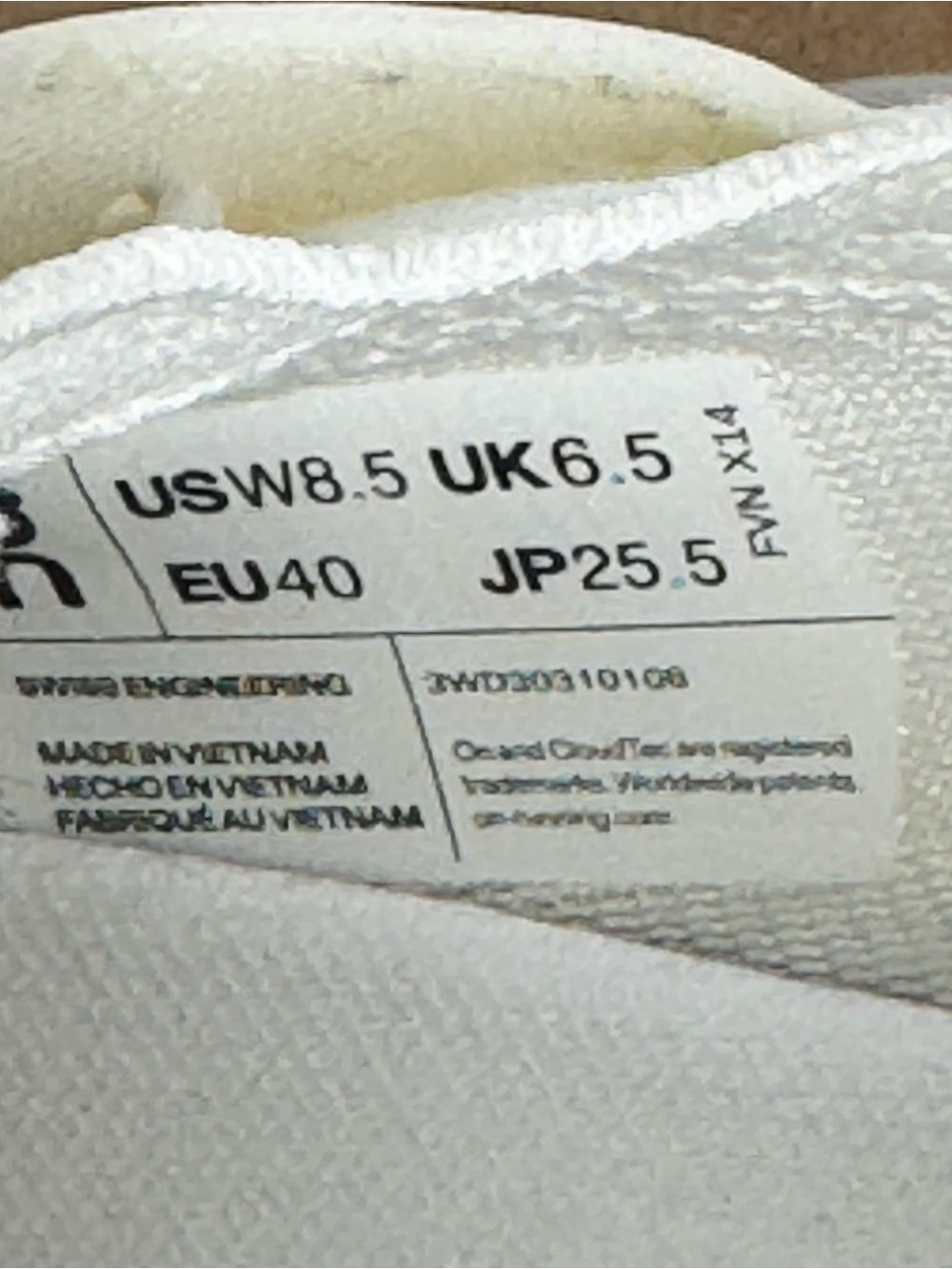 On x Loewe White Knit Runner Sneakers with Subtle Silver Anagram - Picture 9 of 10